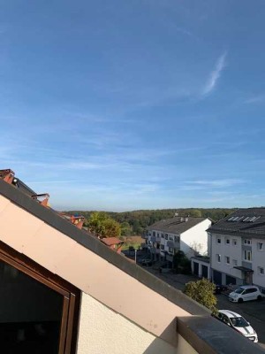 Gemütliche 2 Zi.-Whg. mit kleiner Dachterrasse in Neckartenzlingen