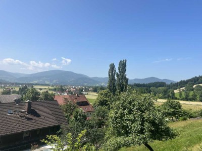 Sonnige, großzügige  4 Zimmer Wohnung in Stegen ,Breisgau-Hochschwarzwald (Kreis), Stegen