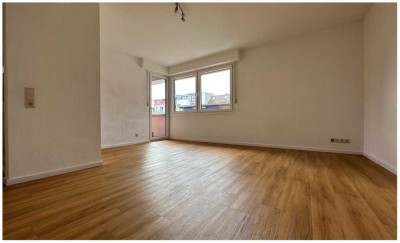 2-Zimmer-Wohnung mit Balkon & EBK Köln Niehl