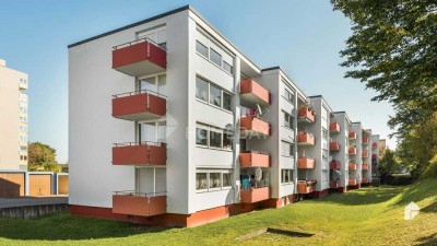 Gemütliches Wohnen in grüner Umgebung: Charmante 3-Zimmer-Wohnung mit Süd- & Nordloggia in Backnang