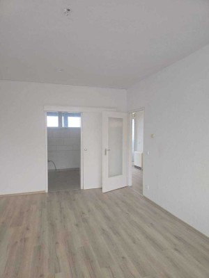 Frisch renovierte 2-Zimmer Wohnung mit Balkon[VAC-18566]