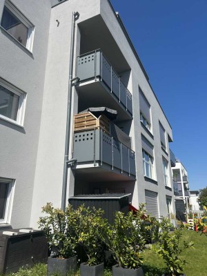 Schöne Wohnung mit Küche und Tiefgaragenstellplatz