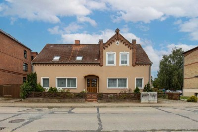 Wohnhaus mit Garage und viel Nebengelass in ruhiger Wohnlage von Neukloster