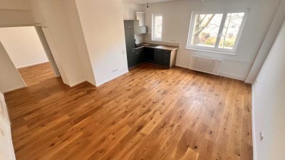 Exklusive, modernisierte 2-Zimmer-Wohnung mit EBK in  Kudammnähe