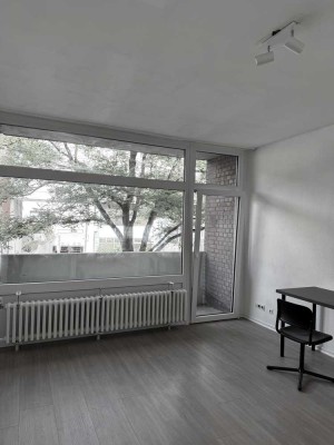 Möbliertes Mikroapartment in zentraler Lage