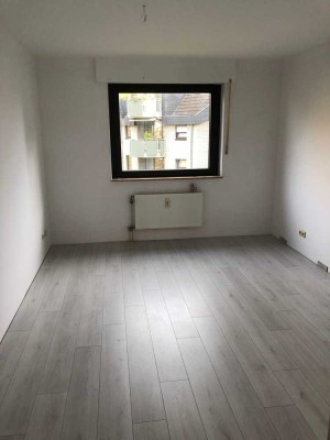 Helle 3-Zimmer Wohnung mit Balkon in Köln-Weiden