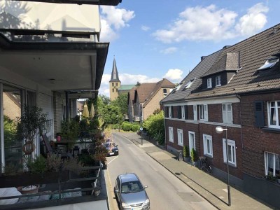 zentral & ruhig, 3-Raumwohnung mit Balkon im Zentrum von OT Lank-Latum (Gemeinde Meerbusch)