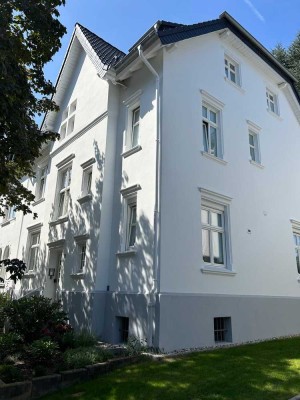 Kernsanierte, möblierte  Stadtwohnung in bester Lage von Velbert an Berufspendler zu vermieten