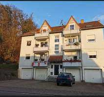 Preiswerte, gepflegte 3-Zimmer-DG-Wohnung zur Miete in Saarbrücken