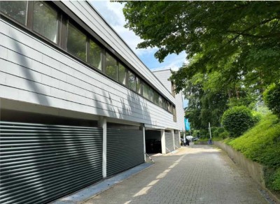 Frisch renovierte 2-Zimmer-Wohnung inkl. TG Stellplatz