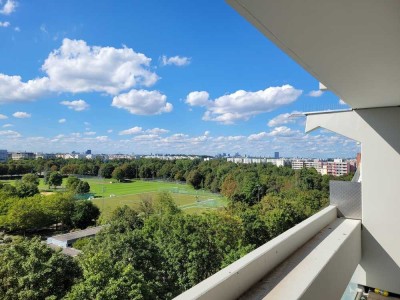Free now! Expat welcome! 1,5 Zimmer Wohnung ca. 44 qm² mit West Balkon 10.OG, Nähe PEP Neuperlach