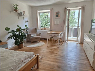 Attraktive 1 ZKB-Wohnung inkl. Einbauküche und Balkon im Herzen von Augsburg