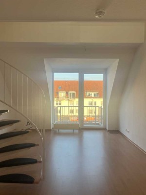 tolle Dachgeschoss - Maisonette-Wohnung!