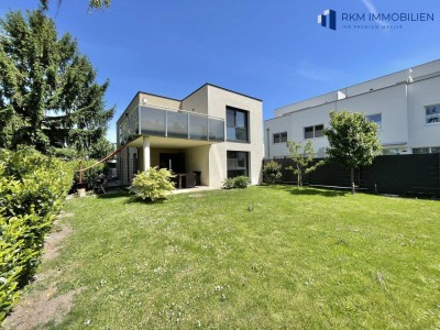 Neuwertiges Einfamilienhaus in Wien: 7 Zimmer, Garten, 2 Terrassen - Ihr Traum wartet!