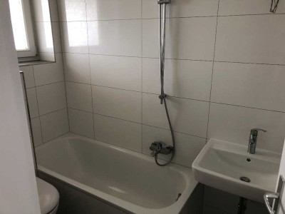 !!! Mein eigenes Heim mit Loggia im 7. OG - 1600/47202/95 2-Zi,.Whg - Daimlerstr. 22 Neuss !!!