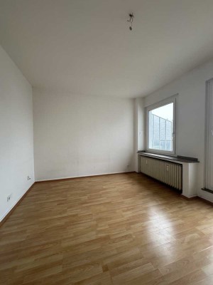 Schönes Apartment mit Dachterrasse zu vermieten