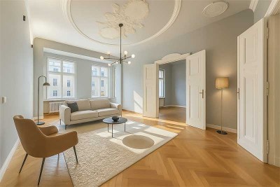HERRSCHAFTLICHE 5 ZI.- STUCKWOHNUNG - IM GRÜNDERZEIT-ALTBAU AUS 1905 - nahe dem Lietzensee