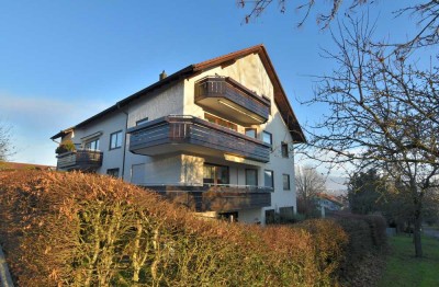 Schöne, helle Dachgeschosswohnung mit Balkon und Stellplatz in Söflingen