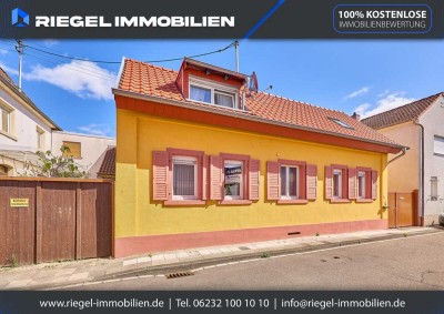 Sie hier? Wir auch! 2014/2015 kersaniertes Einfamilienhaus auf einem 573,00 m² großen Grundstück