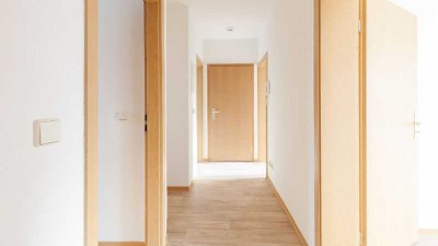Gemütliche 3 Zimmer-Wohnung im 3. Obergeschoss mit Balkon in Merseburg