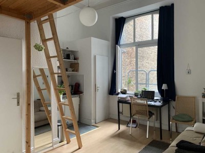 Vollmöblierte exklusive, gepflegte 1-Zimmer-Wohnung mit EBK in Aachen