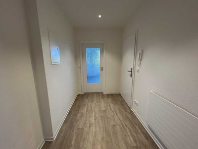 Erstbezug nach Sanierung - Tolle 3-Raum-Wohnung mit Balkon und EBK in Cottbus