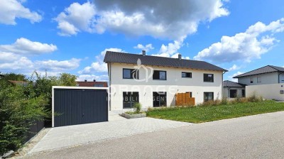 ***ERSTBEZUG! Moderne Neubau-DHH KFW55 - vollunterkellert & gr. Terrasse - in ruhiger Lage!!***