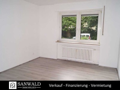 Erdgeschosswohnung mit Balkon