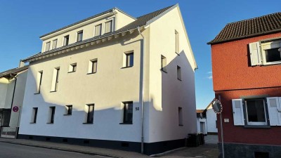 Modernes Wohnerlebnis: Exklusive 3,5-Zimmer-Maisonette mit Terrasse in Durmersheim