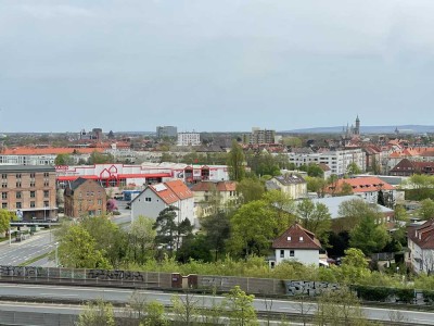 Stilvolle 4-Raum-Wohnung mit gehobener Innenausstattung mit Balkon und EBK in Braunschweig