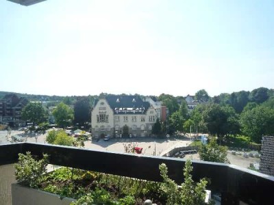 Do-Aplerbeck-City! Appartementwohnung mit Einbauküche, Parkett, Aufzug u. Sonnenbalkon zu vermieten!