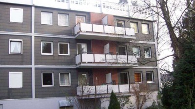 Schönes möbliertes 1. Zi. Ap. gegenüber vom Hockey Park