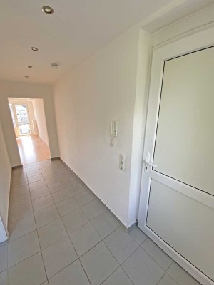 TOP-3-Zimmer-Wohnung mit Balkon im Zentrum von Kamp-Lintfort