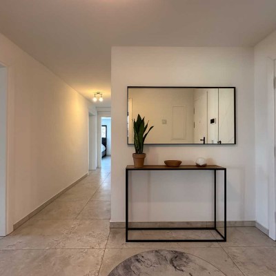 Katip | Exklusiv Wohnen in Bobingen: Sanierte 4-Zimmer-Wohnung mit Balkon & Stellplatz