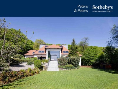 Idyllisches Familienparadies: Exklusive Villa auf wunderschönem Parkgrund