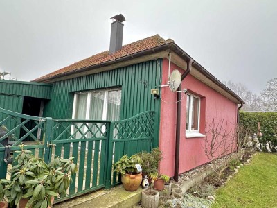 Charmanter Bungalow in massiver Bauweise mit barrierefreiem Wohnkomfort nahe der Ostsee