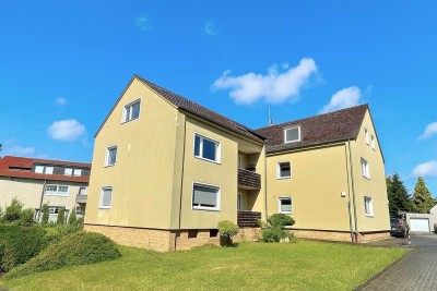 Helle Dachgeschosswohnung mit separatem Abstellraum – ab sofort