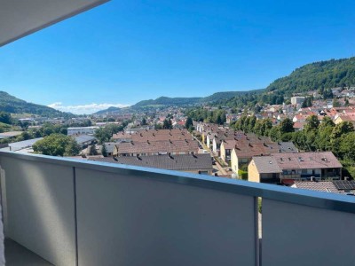 Sonnige 4,5-Zimmer-Wohnung mit Balkon in Albstadt