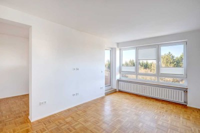 Attraktiv und großzügige 4 Zi.-Dachgeschoss Wohnung mit zwei Balkonen und Weitblick