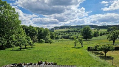 Gemütliches Einfamilienhaus in ruhiger Naturlage und unverbaubarem Weitblick!