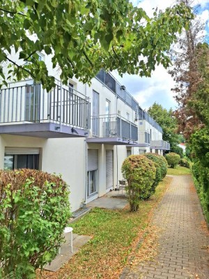 Helle, ruhige 1-Zimmer-Wohnung Nähe Hochschule mit Terrasse und Einbauküche