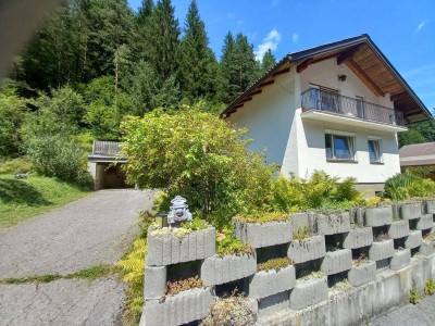 Haus mit großer Terrasse und Blick in die Berge!