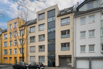 Moderne Maisonette mit Carport und Wallbox in Ehrenfeld