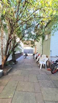 BABENHAUSEN:  2 FH - Mieterfreies EG - 2 Garagen