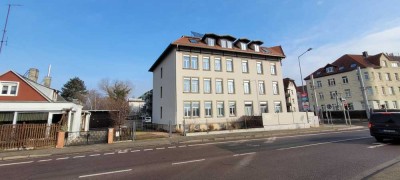 Schöne 2-Raum-Dachgeschosswohnung mit Balkon, nahe am Cospudener See