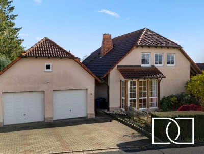 Ruhige Lage! Gepflegtes Einfamilienhaus mit tollem Garten und großer Südwest-Terrasse