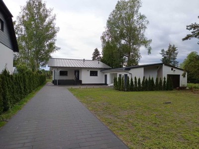 Möbliertes, 3-Zimmer-EFH am See mit gehobener Innenausstattung