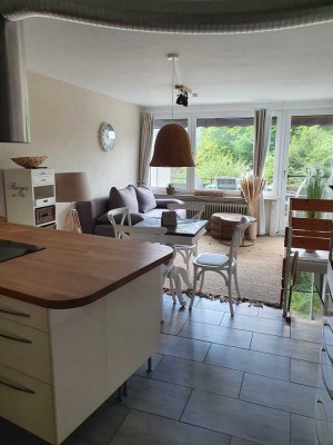 hochwertig möbilierte Ferienwohnung auf 2 Etagen am Bodensee mit Balkon, Terrasse, Garten