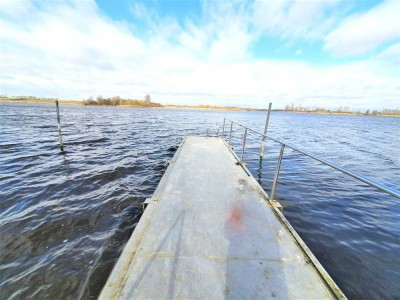 ALLES NEU-EINZIEHEN FERTIG, HOCHWERTIGES 3 Familien Landhaus direkt am SEE, BOOTSSTEG, BOOT, Video