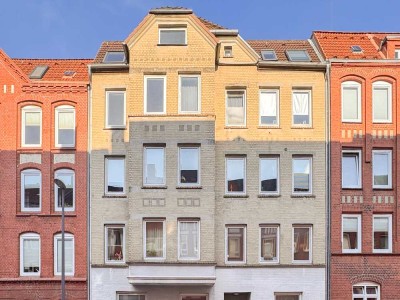 Klassisch. Zentral. Charmant - 2-Zimmer-Altbauwohnung in beliebter Lage